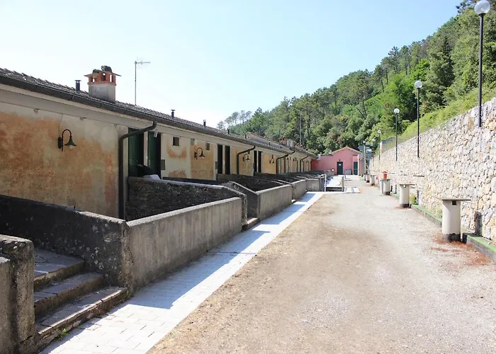 Santuario Ns Soviore Cinque Terre